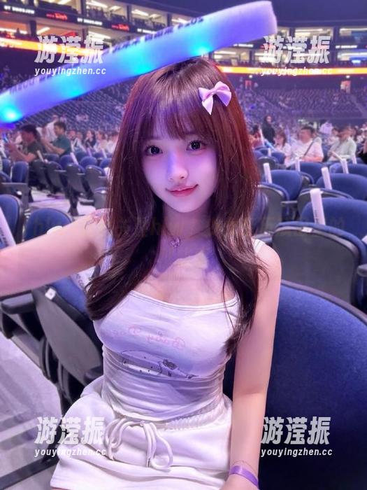 在线关注hlw，少女亲历瓜田里的那些事